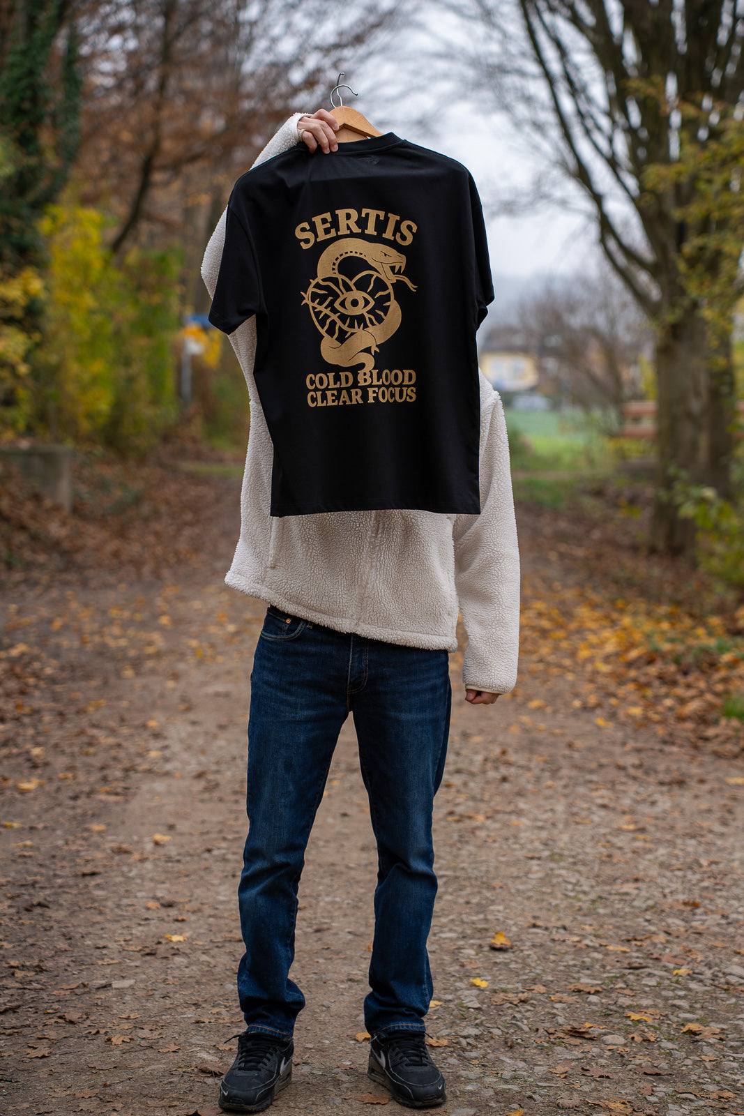 SERTIS Essential Snake Emblem Tee