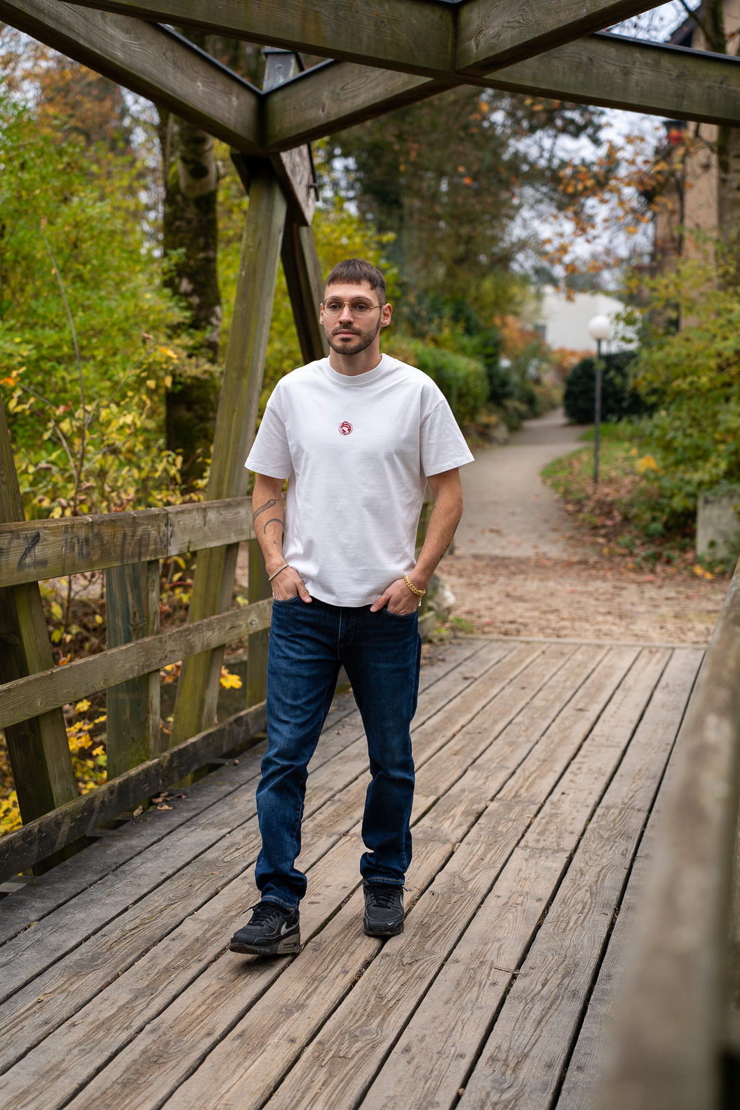 SERTIS Essential Snake Emblem Tee